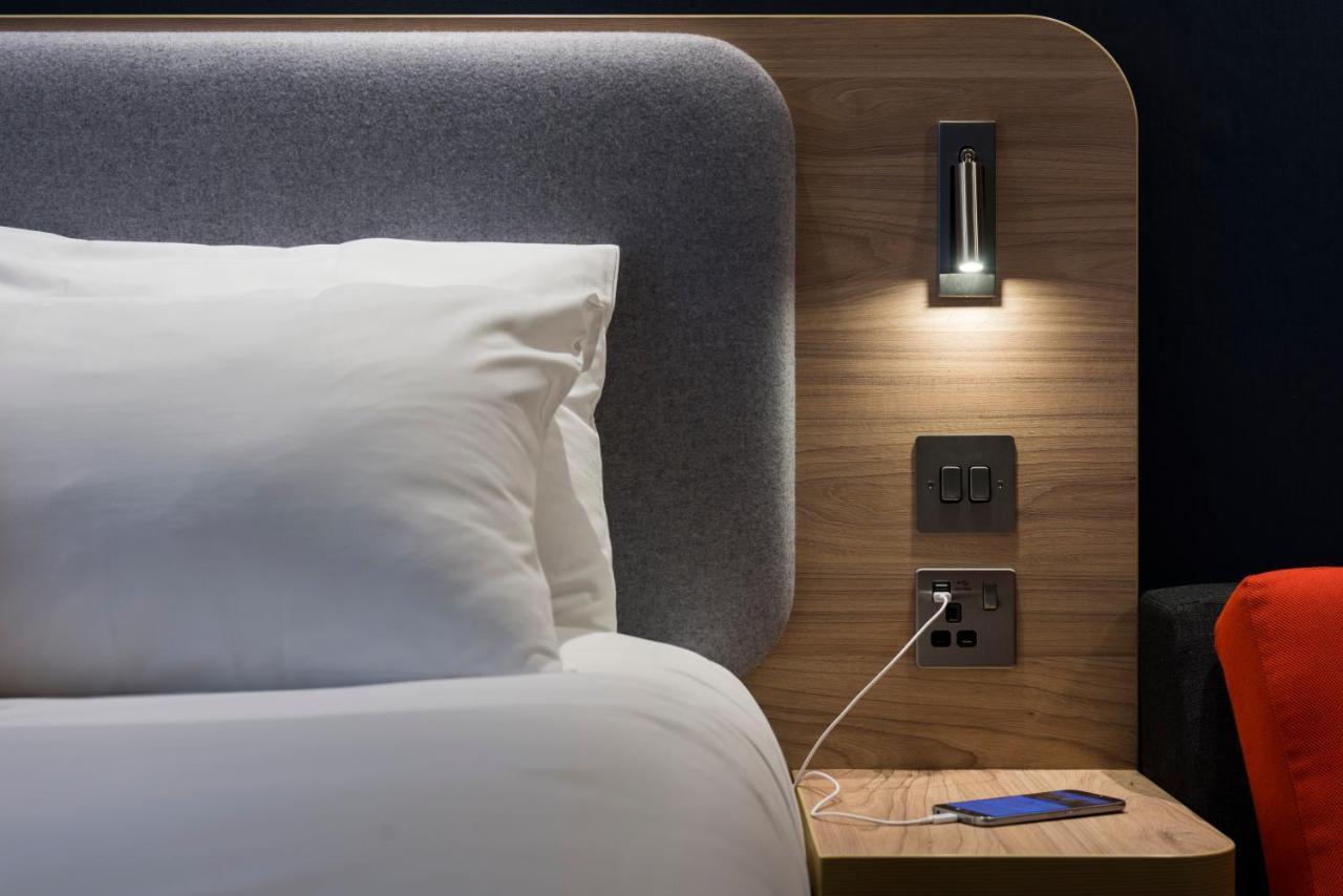 Holiday Inn Express - Bicester By Ihg Extérieur photo
