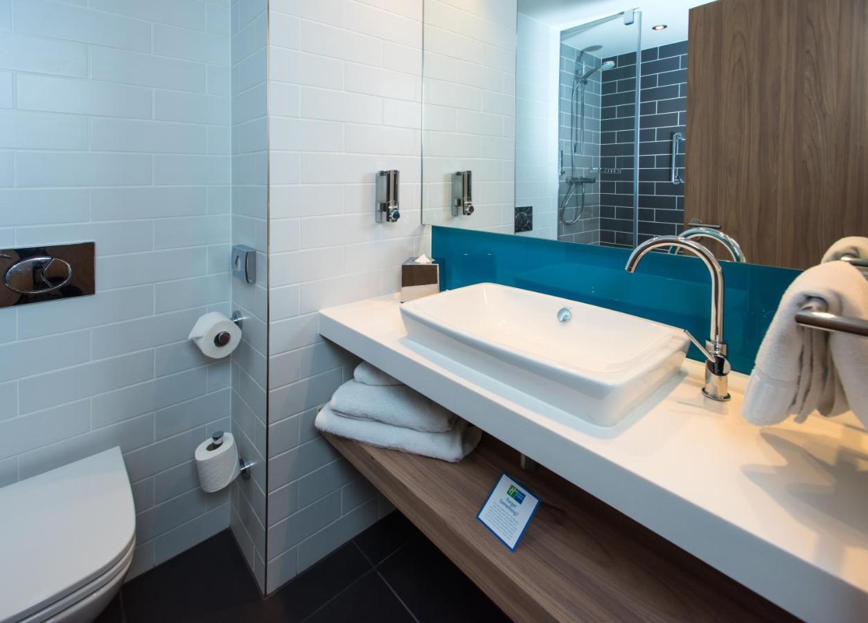 Holiday Inn Express - Bicester By Ihg Extérieur photo
