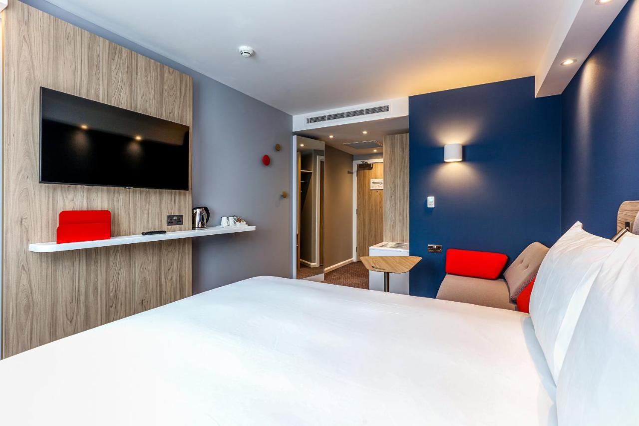 Holiday Inn Express - Bicester By Ihg Extérieur photo